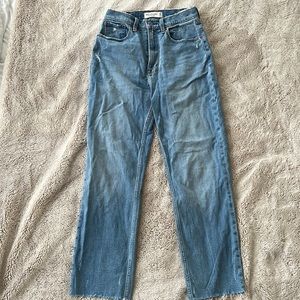 Abercrombie & Fitch Ankle Straight Ultra High Rise Curve Love Jeans